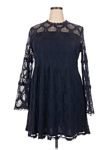 Xhilaration Cocktail Dress (view 1)
