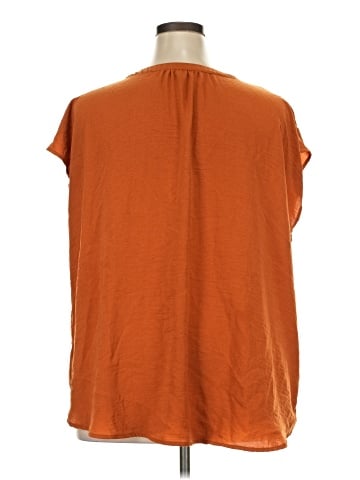 Pleione Short Sleeve Blouse (view 2)