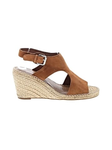 Susina Wedges (view 1)