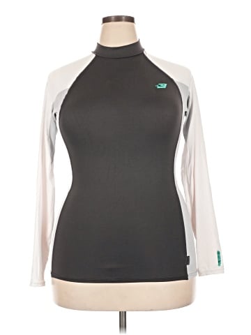 O'Neill 3/4 Sleeve T-Shirt (view 1)