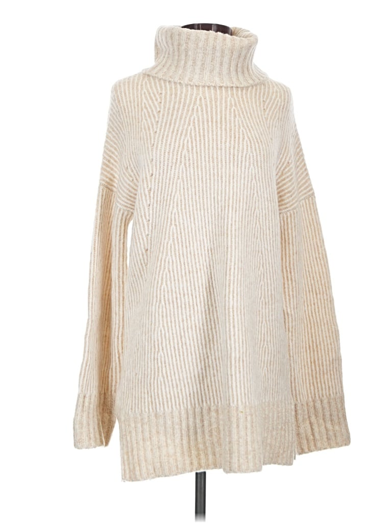 Pre-owned Jessica Simpson Turtleneck Sweater In Ivory