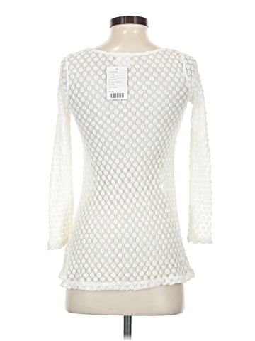 Lilka 3/4 Sleeve Top (view 2)