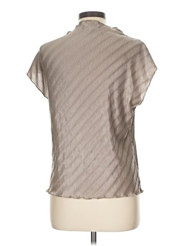 Fun2Fun Short Sleeve Blouse (view 2)