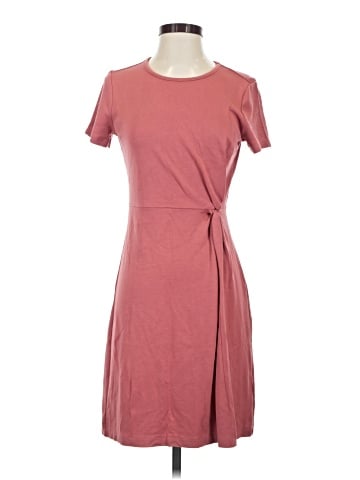 Old Navy Casual Dress (view 1)