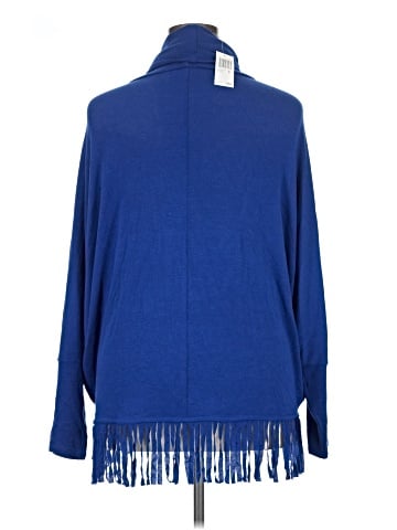Chelsea & Theodore Poncho (view 2)
