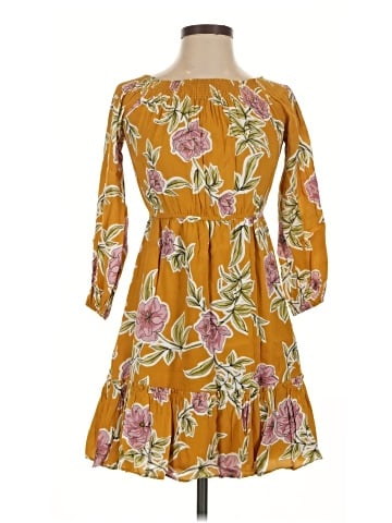 Cupcakes & Cashmere Casual Dress (view 1)