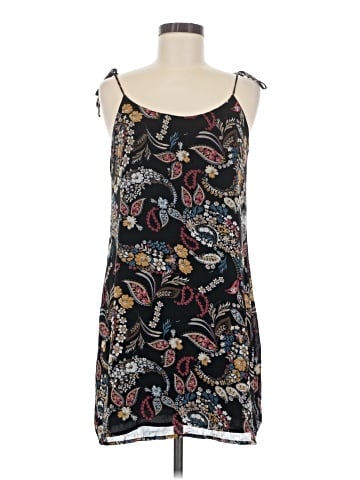 Socialite Sleeveless Top (view 1)
