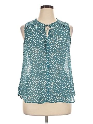 Fun2Fun Sleeveless Blouse (view 1)