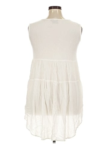 Cliche Sleeveless T-Shirt (view 2)