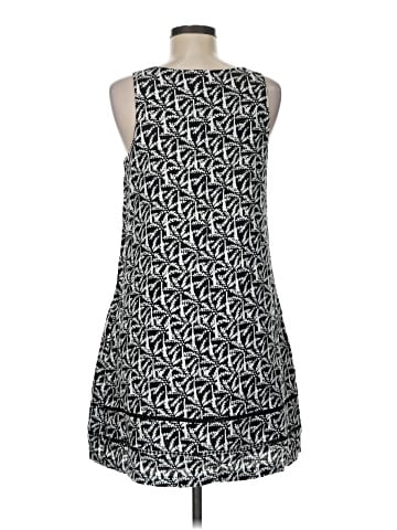 Vineyard Vines Casual Dress (view 2)