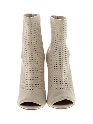 Steve Madden Ankle Boots (view 2)