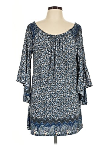 Win Win 3/4 Sleeve Blouse (view 1)
