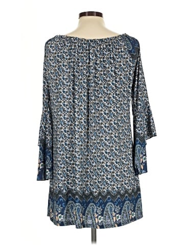 Win Win 3/4 Sleeve Blouse (view 2)