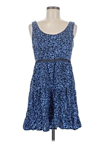 En Creme Casual Dress (view 1)