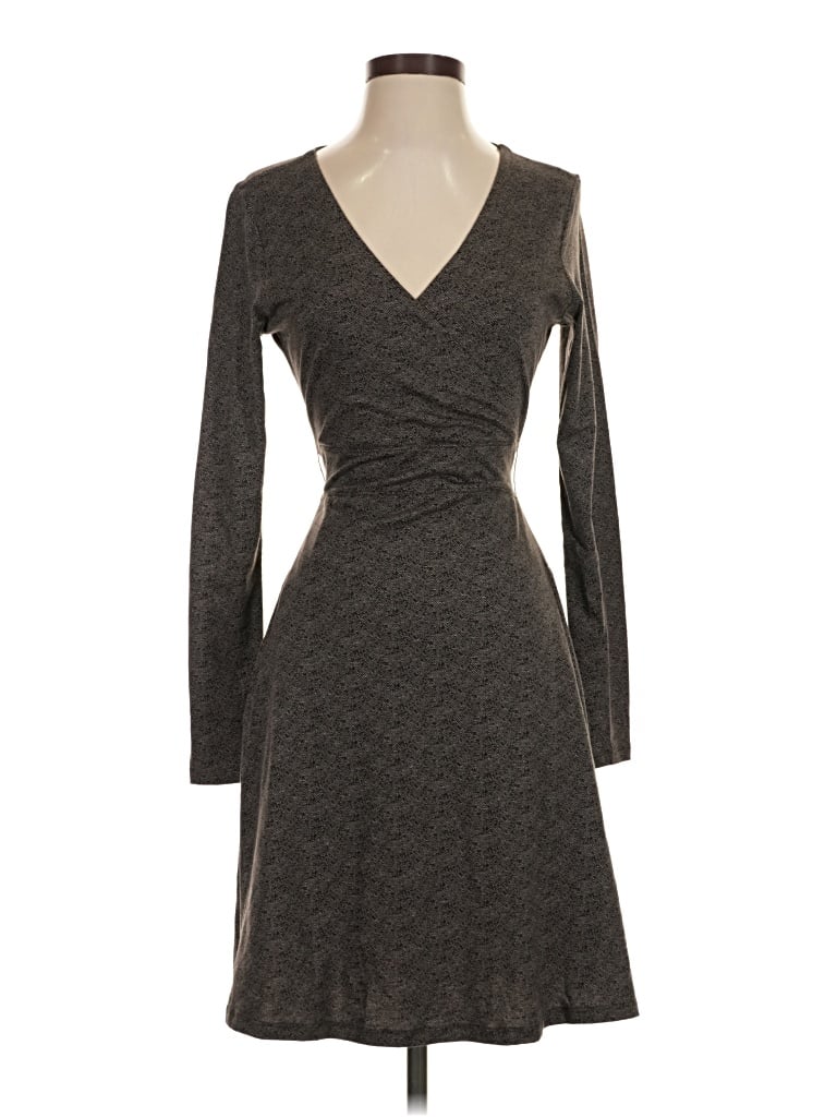 Pre-owned Toad And Co Casual Dress In Gray