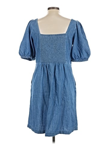 Old Navy Casual Dress (view 2)