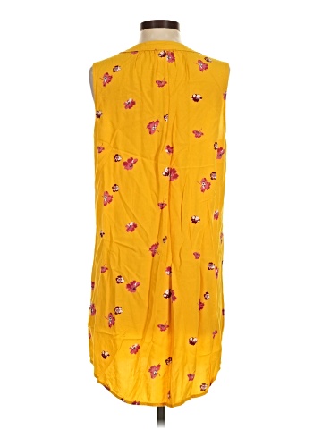 Old Navy Casual Dress (view 2)