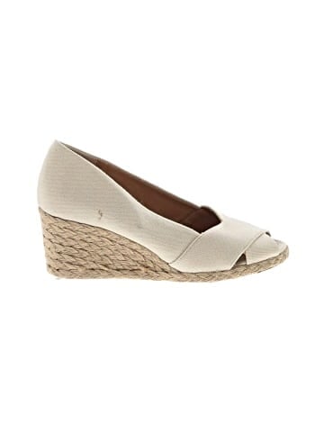 Adrienne Vittadini Wedges (view 1)