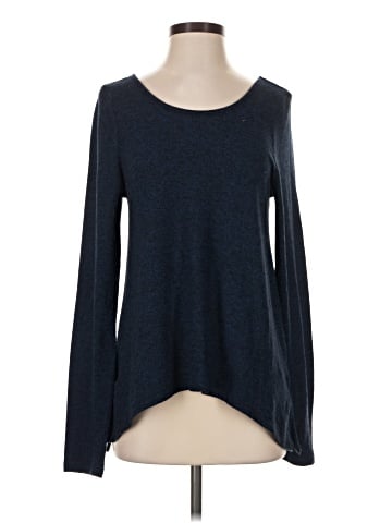 Akemi + Kin Long Sleeve T-Shirt (view 1)
