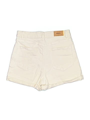 Stradivarius Khaki Shorts (view 2)