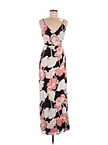 Cupcakes & Cashmere Casual Dress (view 1)
