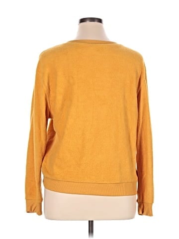 No Boundaries Sweatshirt (view 2)