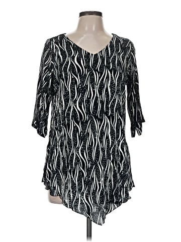Lost River 3/4 Sleeve Blouse (view 1)