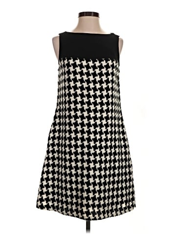 Sunny Leigh Casual Dress (view 1)