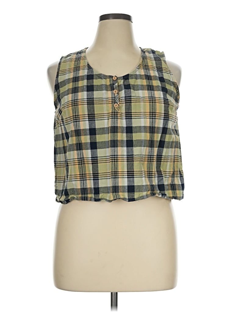 Pre-owned Cherokee Sleeveless Blouse In Green