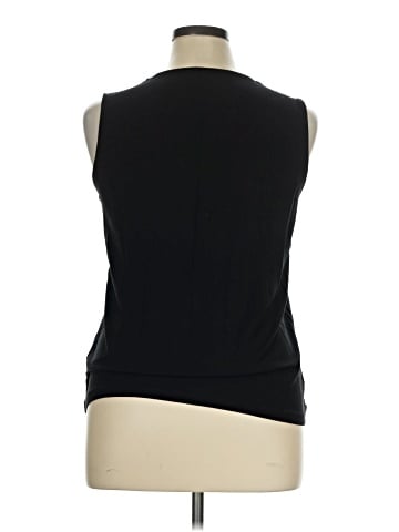 Cupio Sleeveless Top (view 2)