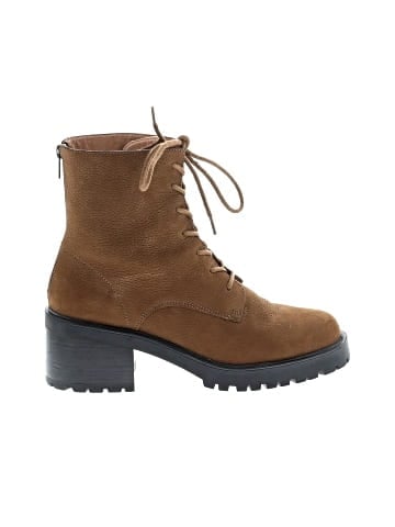 Madewell The Bradley Lace-Up Lugsole Boot (view 1)