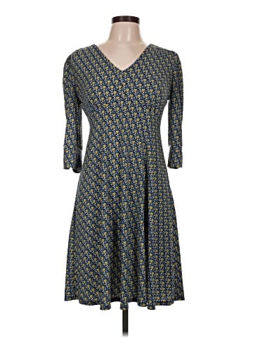 Lark & Ro Casual Dress (view 1)