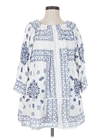Trafaluc by Zara Casual Dress (view 1)
