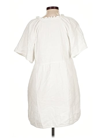 Old Navy Casual Dress (view 2)