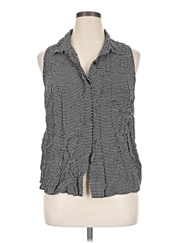 Anne Carson Sleeveless Button-Down Shirt (view 1)