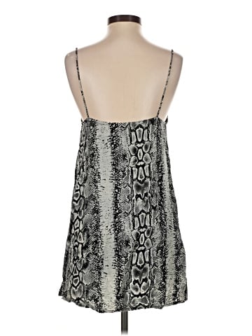 Motel Sleeveless Top (view 2)