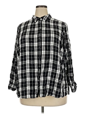 Lane Bryant Long Sleeve Button-Down Shirt (view 1)