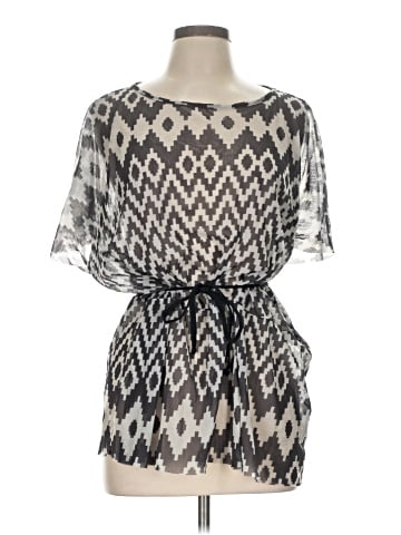 Sweet Pea by Stacy Frati Short Sleeve Blouse (view 1)