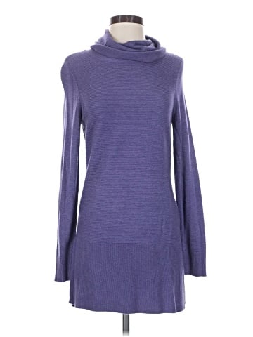 Adrienne Vittadini Long Sleeve Top (view 1)
