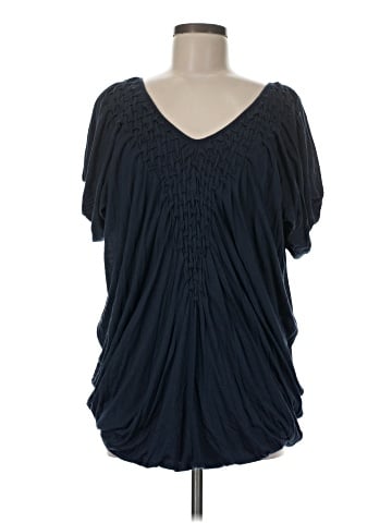Leifsdottir Short Sleeve Blouse (view 1)