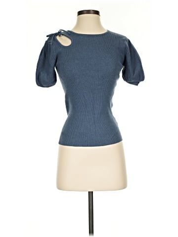 Hem & Thread Short Sleeve Top (view 1)