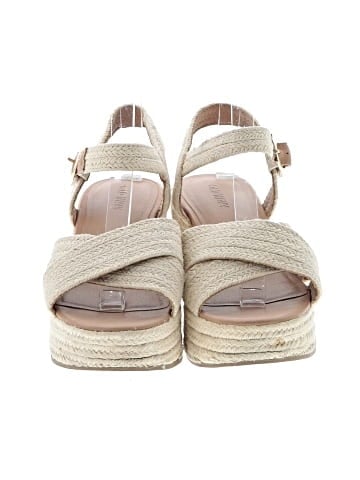 Old Navy Sandals (view 2)