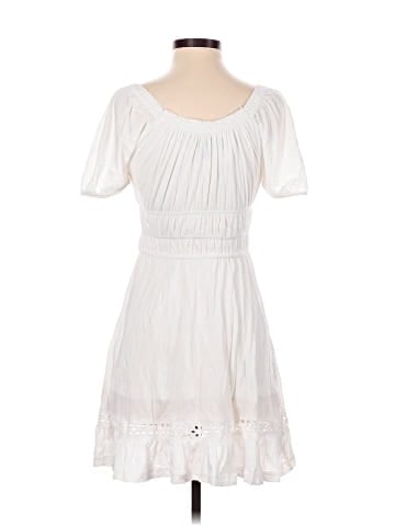 Urban Outfitters Casual Dress (view 2)