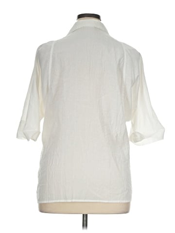 Bobbie Brooks 3/4 Sleeve Button-Down Shirt (view 2)
