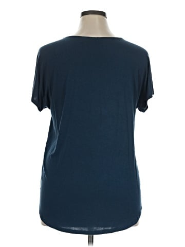 Adrienne Vittadini Short Sleeve T-Shirt (view 2)