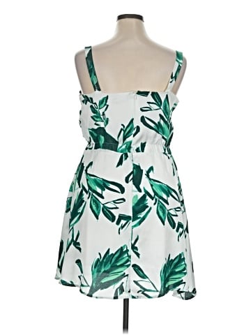 Julia Jordan Casual Dress (view 2)