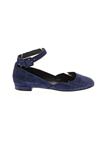 Stuart Weitzman Flats (view 1)