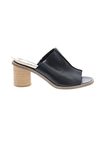 Clarks Heels (view 1)