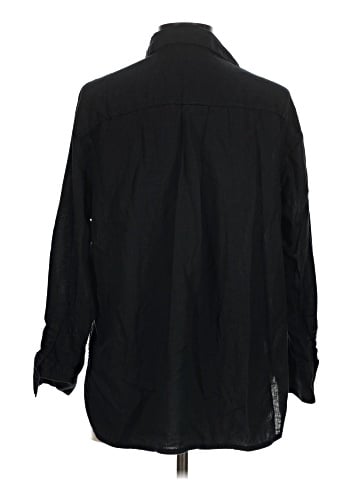 Old Navy Long Sleeve Button-Down Shirt (view 2)
