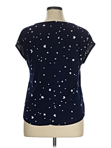 Adrienne Vittadini Short Sleeve T-Shirt (view 2)